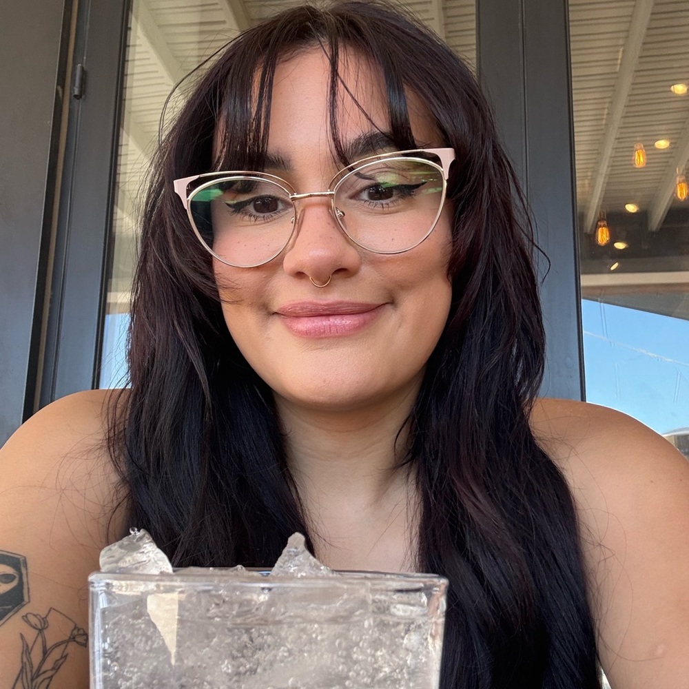 Meet your Posher, Jada